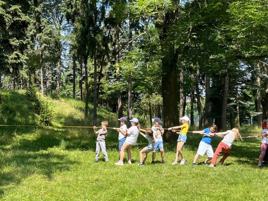 dzieci na warsztatach integracyjnych