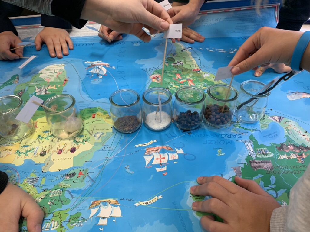 przyprawy i wyprawy geograficzne